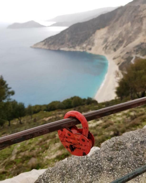 K For Kefalonia 凯法米洛斯 外观 照片